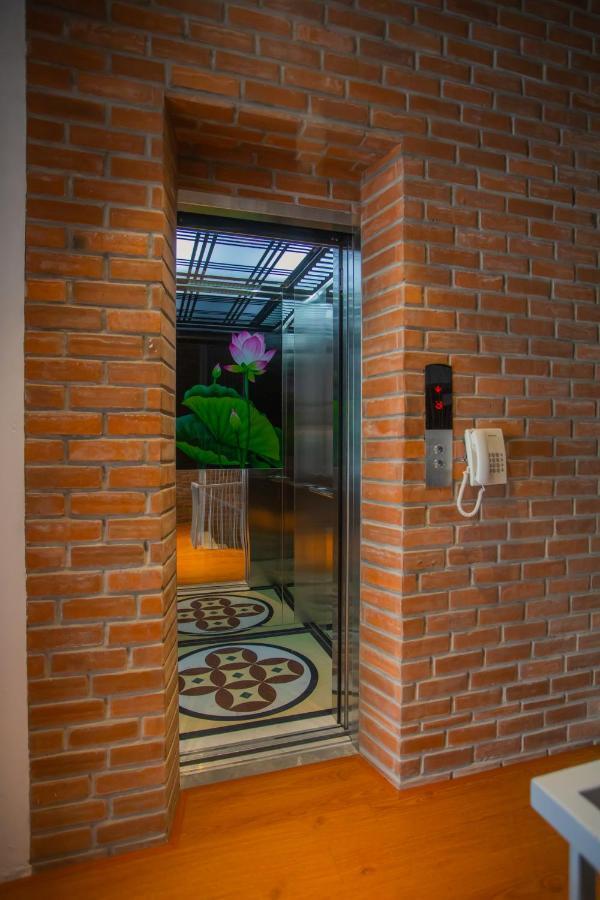 Crin House Tay Ho Apartment Hanoi Exterior photo